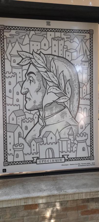 Corte Cavour. Una Mansarda Nel Cuore Della Citta Ravenna Luaran gambar