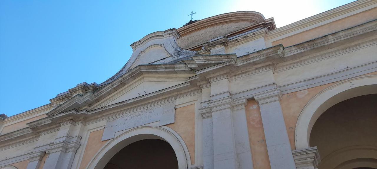 Corte Cavour. Una Mansarda Nel Cuore Della Citta Ravenna Luaran gambar